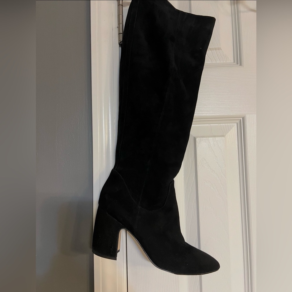 Black Boots